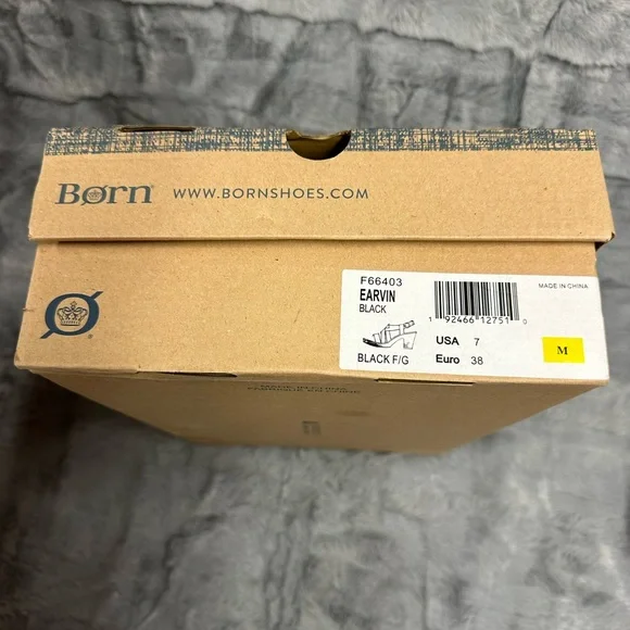 Born Ervin Sandals - Size 7 - Black - Gently Worn - Picture 2 of 8